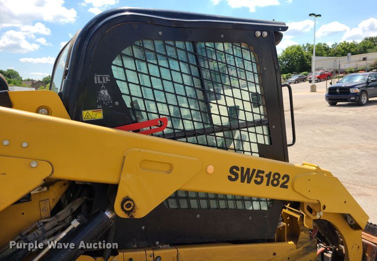 image for item L1325 2018 Caterpillar 299D2  tracked skid steer loader