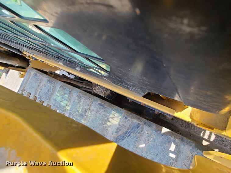 image for item L1325 2018 Caterpillar 299D2  tracked skid steer loader