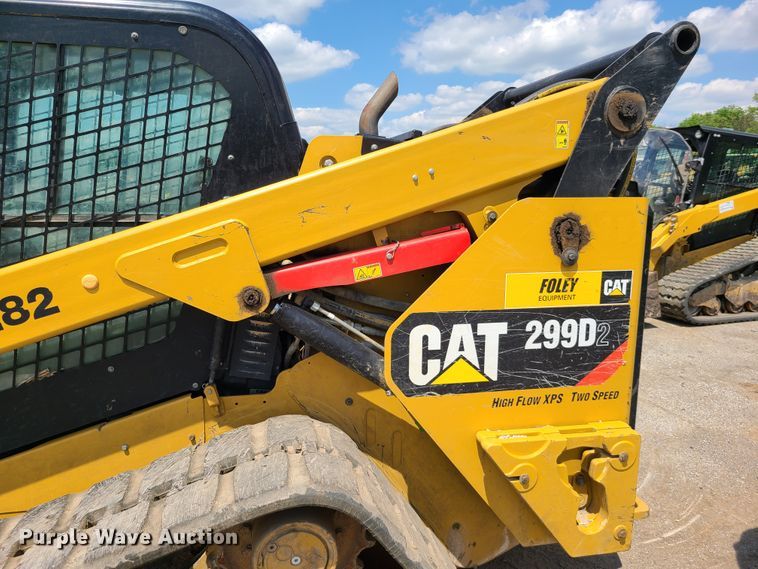 image for item L1325 2018 Caterpillar 299D2  tracked skid steer loader