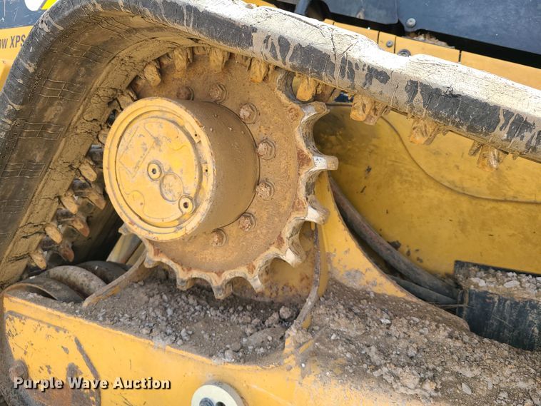 image for item L1325 2018 Caterpillar 299D2  tracked skid steer loader