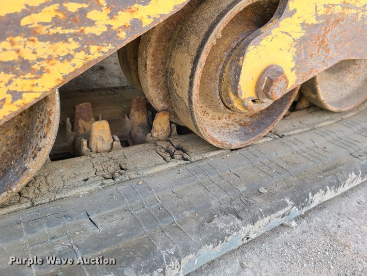 image for item L1325 2018 Caterpillar 299D2  tracked skid steer loader