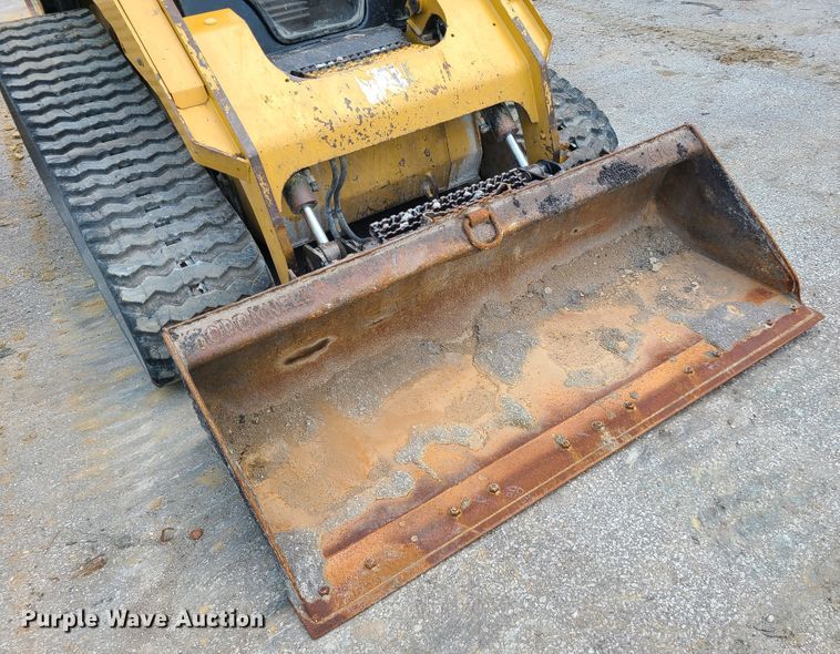 image for item L1327 2015 Caterpillar 299D  tracked skid steer loader