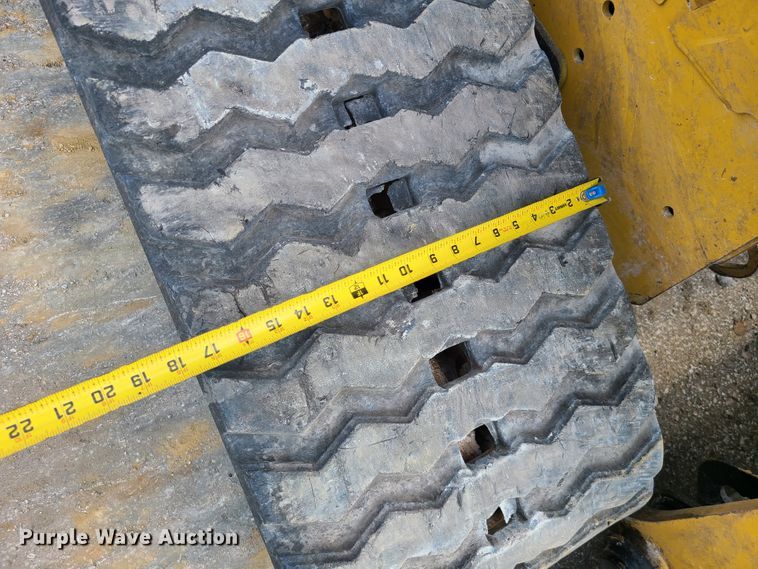 image for item L1327 2015 Caterpillar 299D  tracked skid steer loader