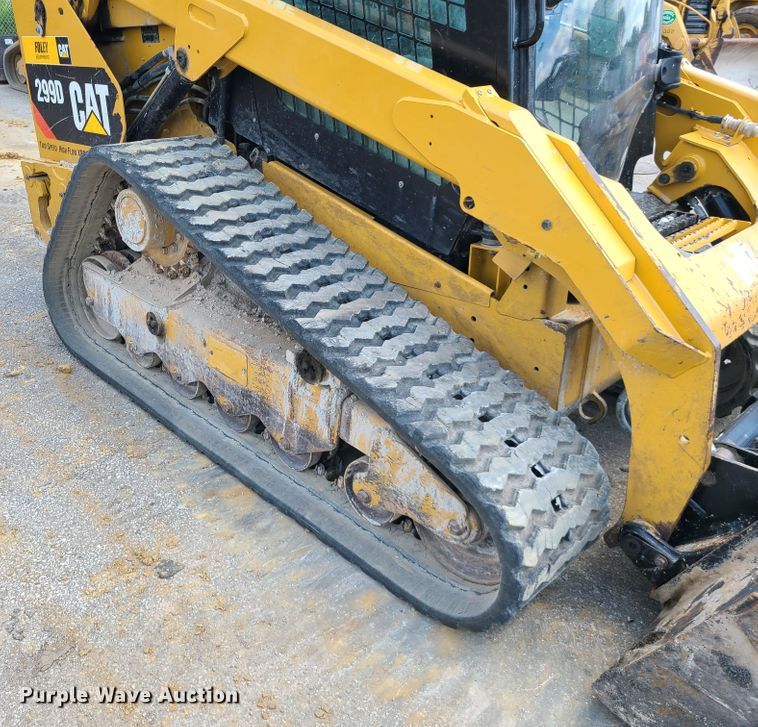 image for item L1327 2015 Caterpillar 299D  tracked skid steer loader