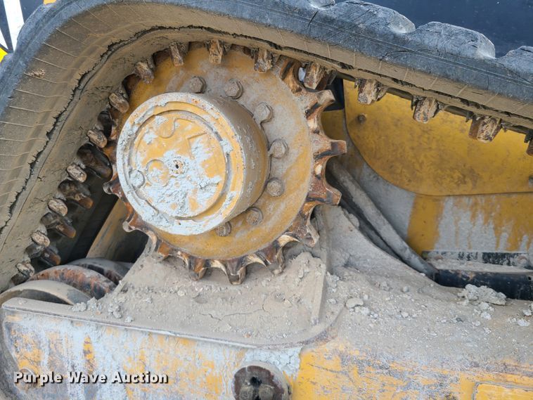 image for item L1327 2015 Caterpillar 299D  tracked skid steer loader