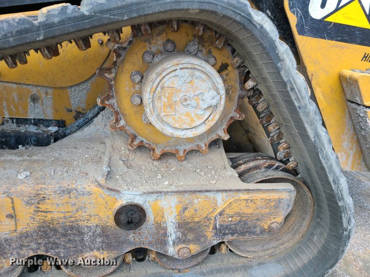 image for item L1327 2015 Caterpillar 299D  tracked skid steer loader