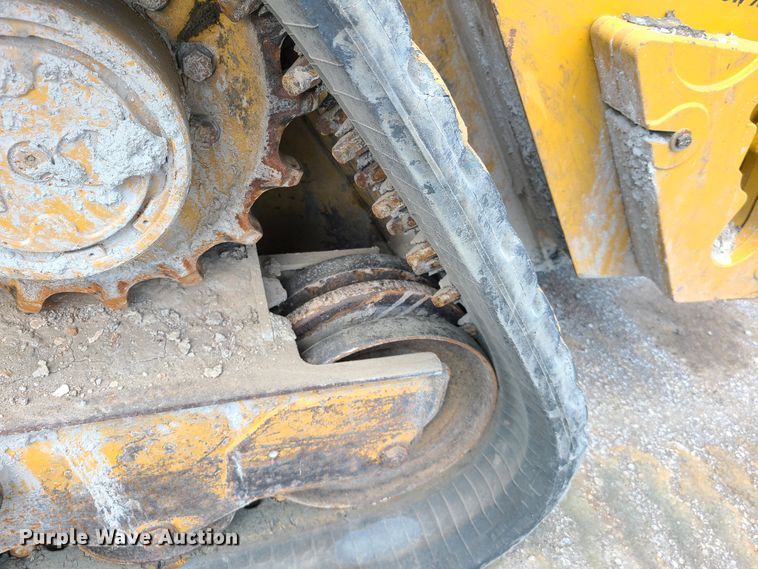 image for item L1327 2015 Caterpillar 299D  tracked skid steer loader