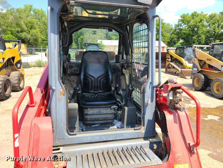 image for item L1328 2016 Takeuchi TL8  tracked skid steer loader