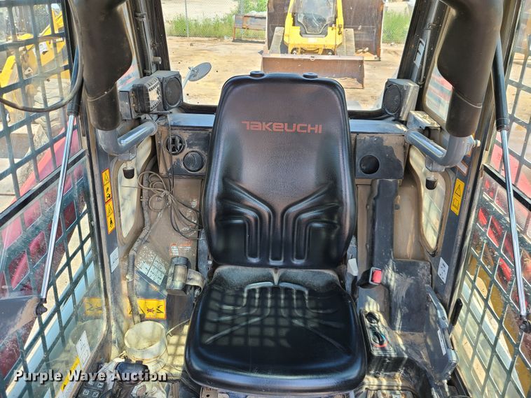 image for item L1328 2016 Takeuchi TL8  tracked skid steer loader