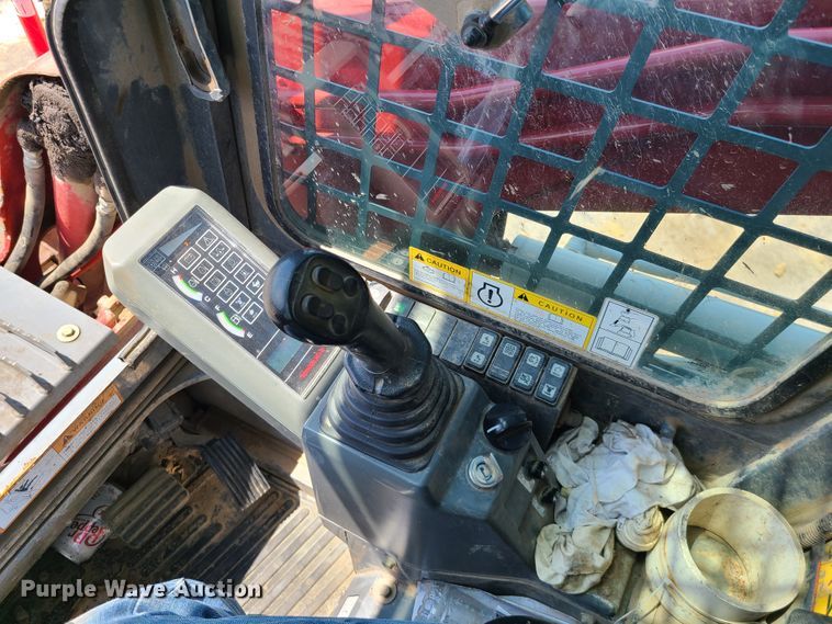 image for item L1328 2016 Takeuchi TL8  tracked skid steer loader