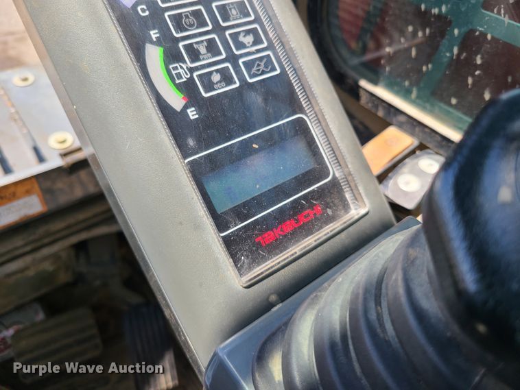 image for item L1328 2016 Takeuchi TL8  tracked skid steer loader