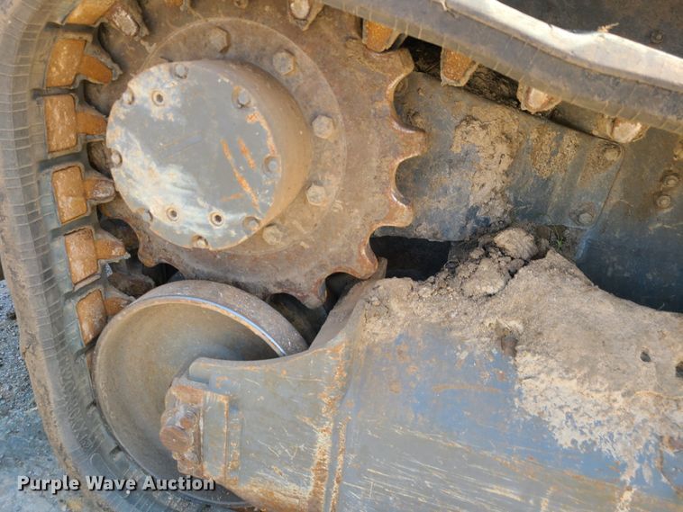 image for item L1328 2016 Takeuchi TL8  tracked skid steer loader