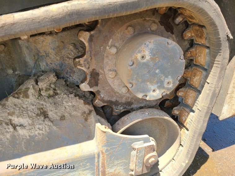 image for item L1328 2016 Takeuchi TL8  tracked skid steer loader