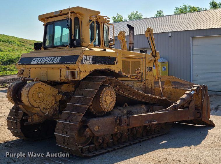 image for item L1331 1990 Caterpillar D8N  dozer
