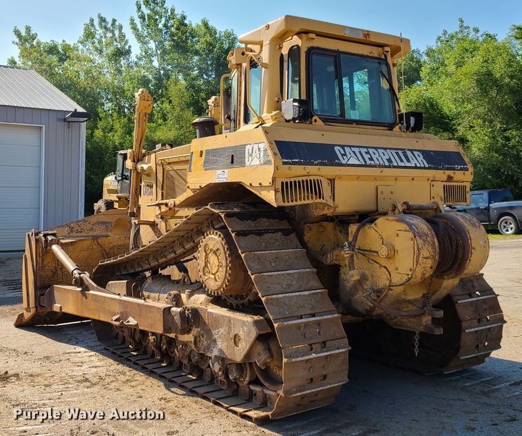 image for item L1331 1990 Caterpillar D8N  dozer