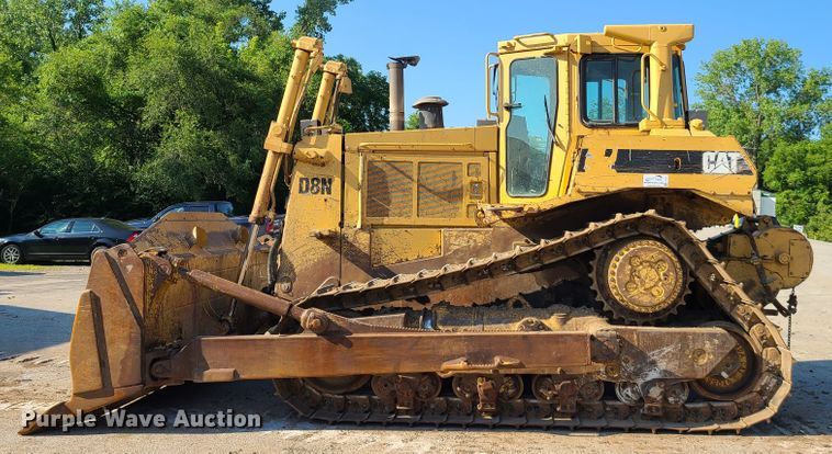image for item L1331 1990 Caterpillar D8N  dozer