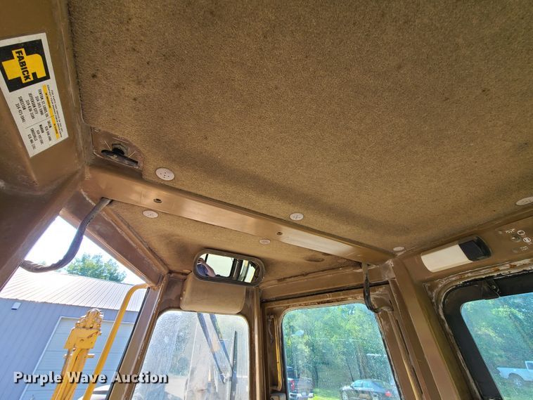 image for item L1331 1990 Caterpillar D8N  dozer