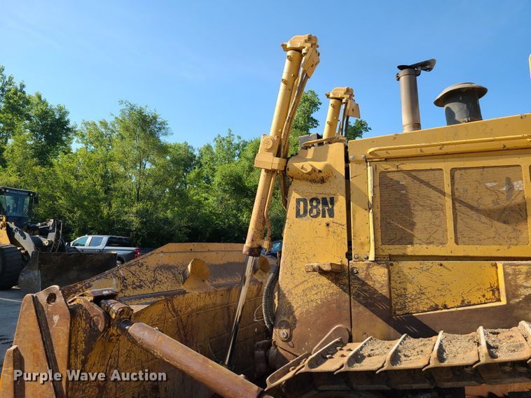 image for item L1331 1990 Caterpillar D8N  dozer