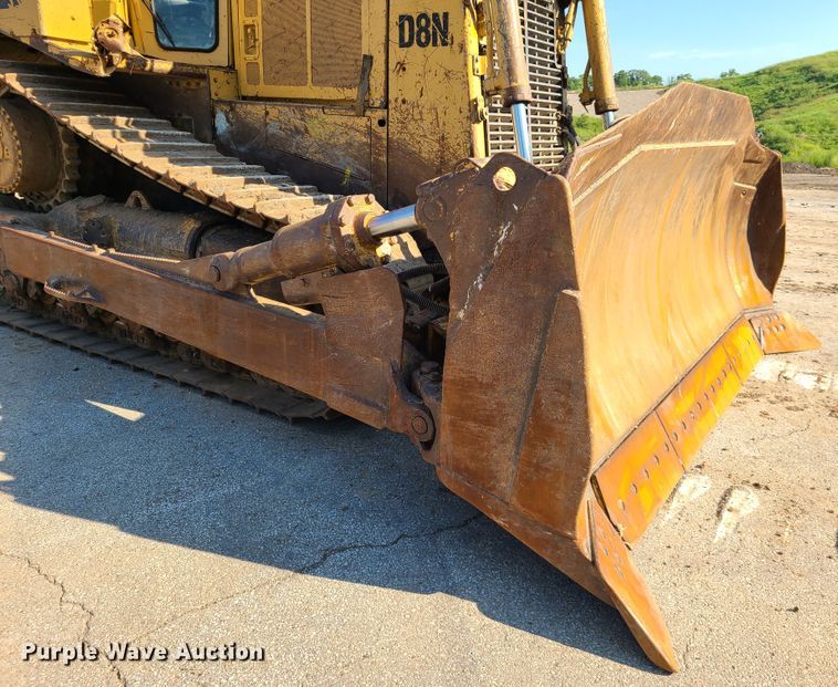image for item L1331 1990 Caterpillar D8N  dozer