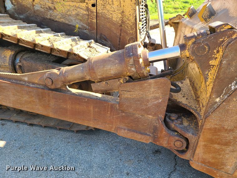 image for item L1331 1990 Caterpillar D8N  dozer