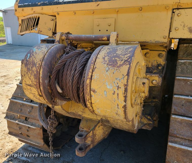 image for item L1331 1990 Caterpillar D8N  dozer