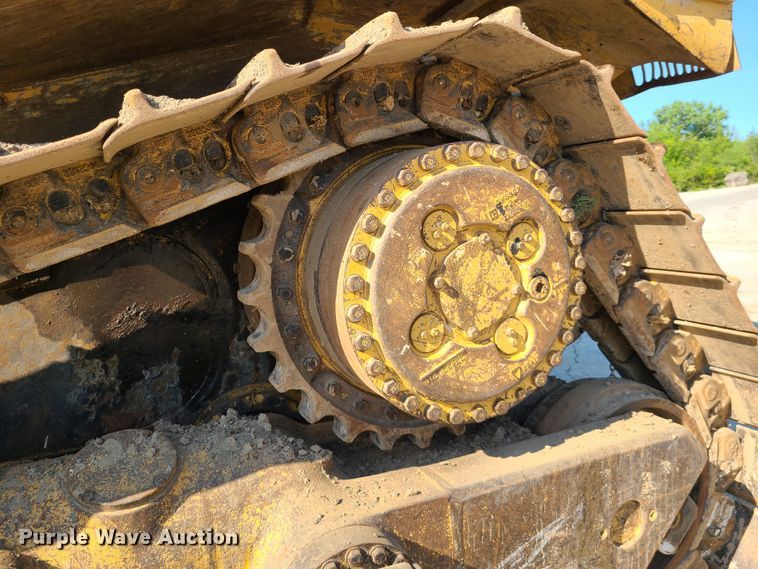 image for item L1331 1990 Caterpillar D8N  dozer