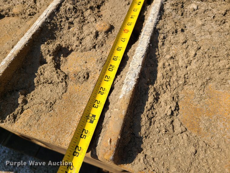 image for item L1331 1990 Caterpillar D8N  dozer