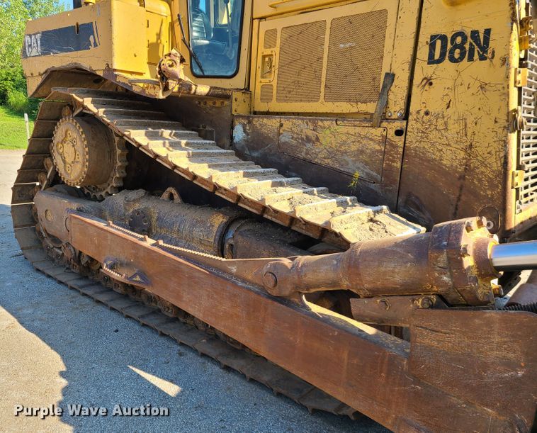 image for item L1331 1990 Caterpillar D8N  dozer