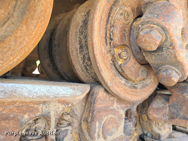 image for item L1331 1990 Caterpillar D8N  dozer