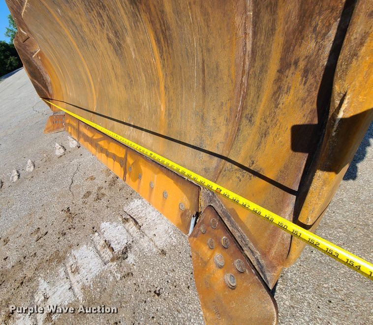 image for item L1331 1990 Caterpillar D8N  dozer