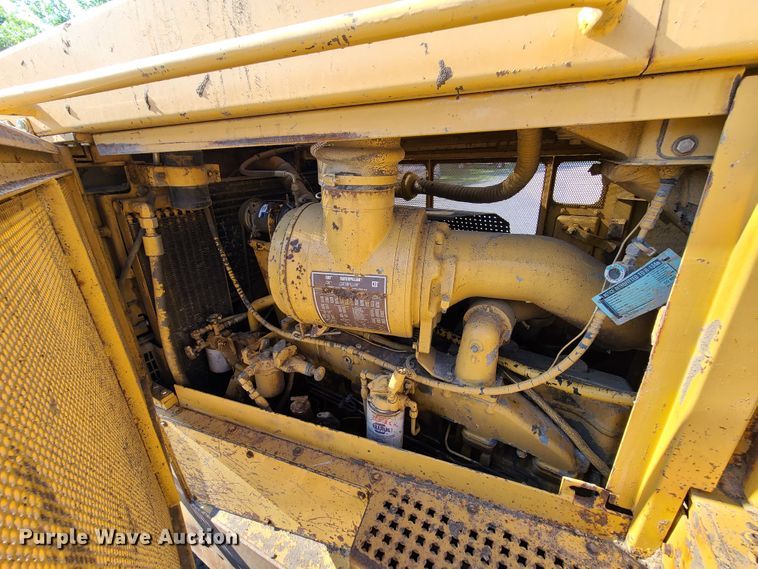 image for item L1331 1990 Caterpillar D8N  dozer