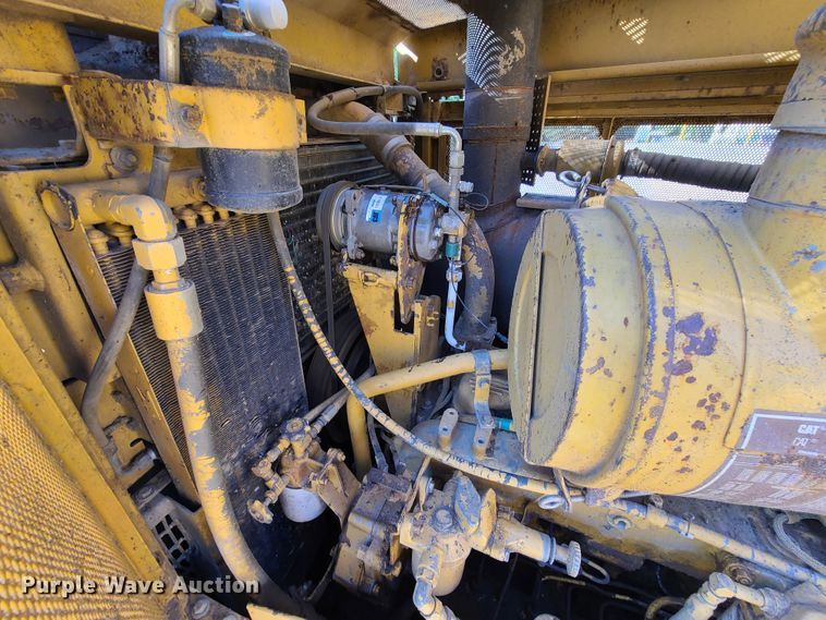 image for item L1331 1990 Caterpillar D8N  dozer