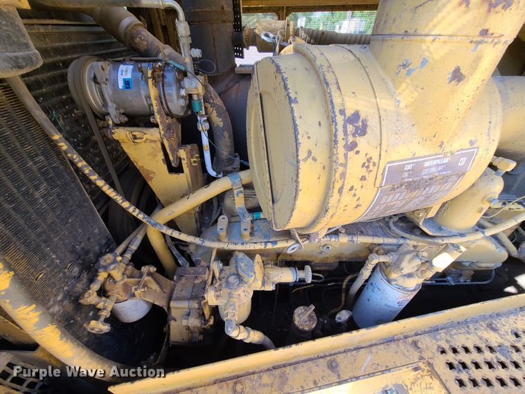 image for item L1331 1990 Caterpillar D8N  dozer