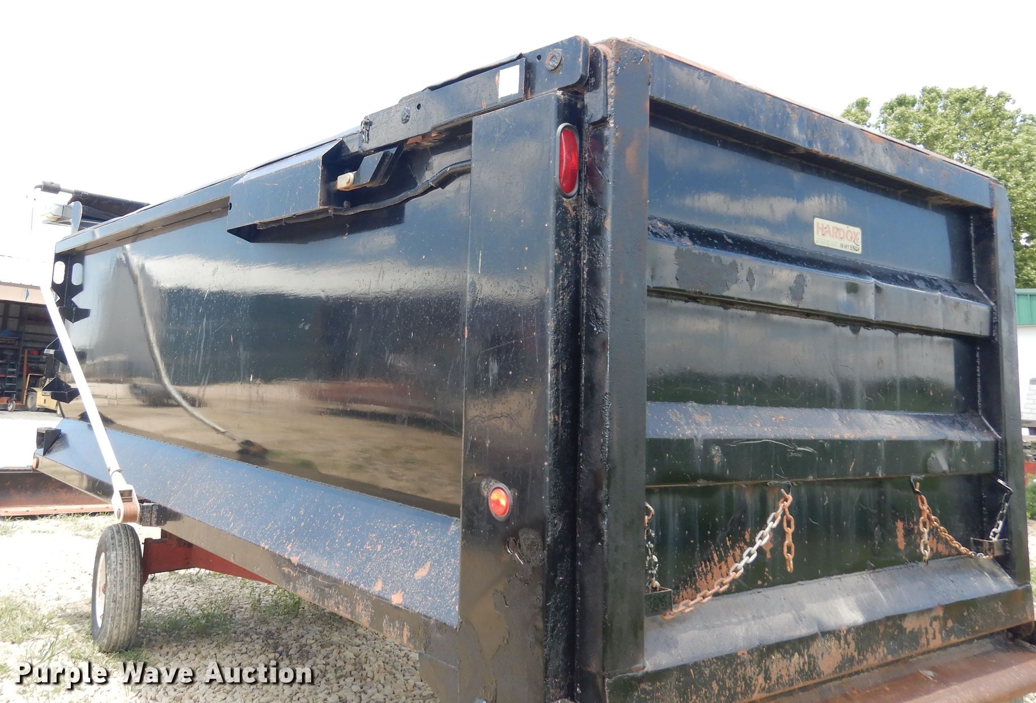 Ox Body dump bed in Saint Marys, KS Item DG0715 sold Purple Wave