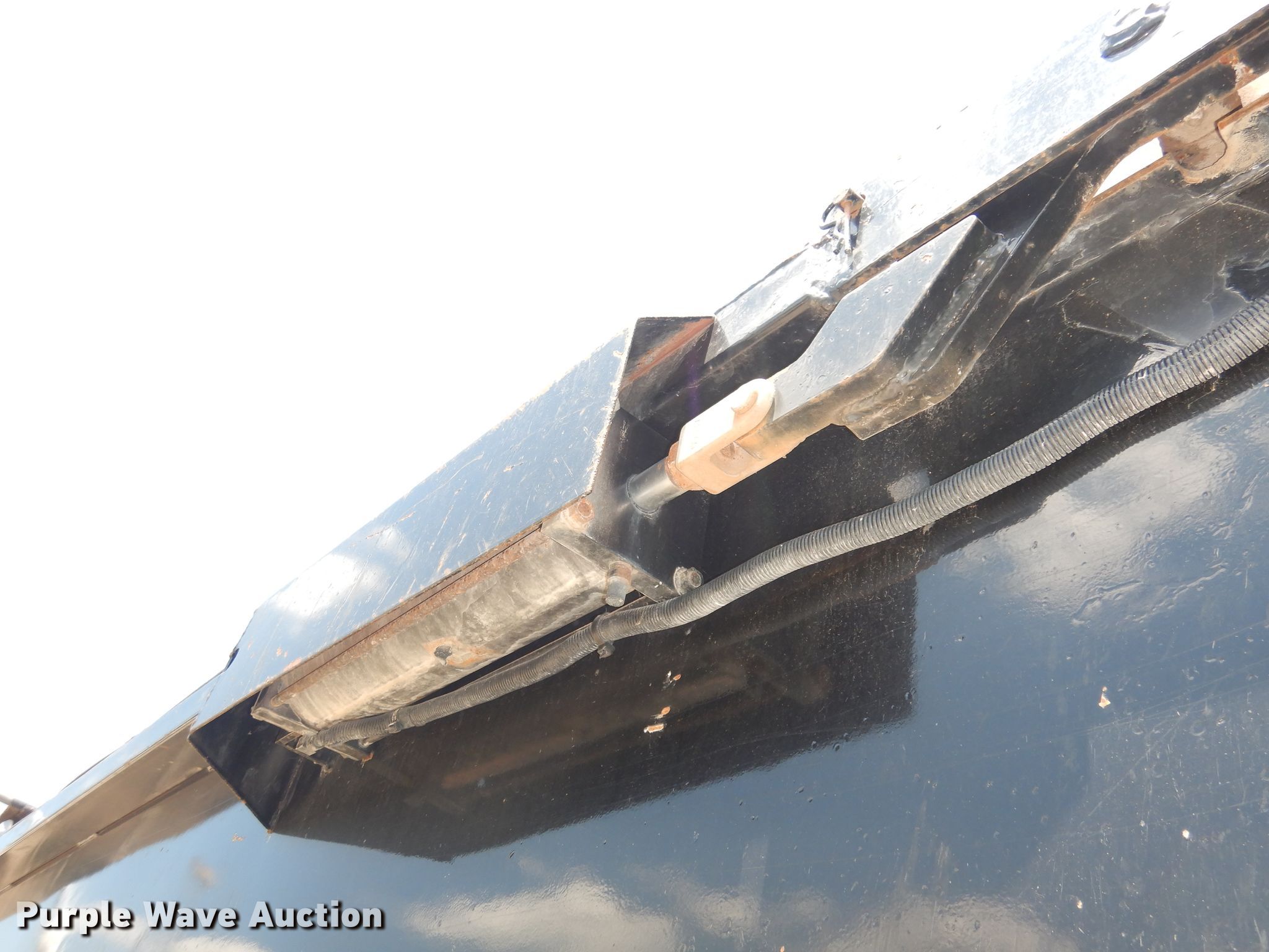 Ox Body dump bed in Saint Marys, KS Item DG0715 sold Purple Wave