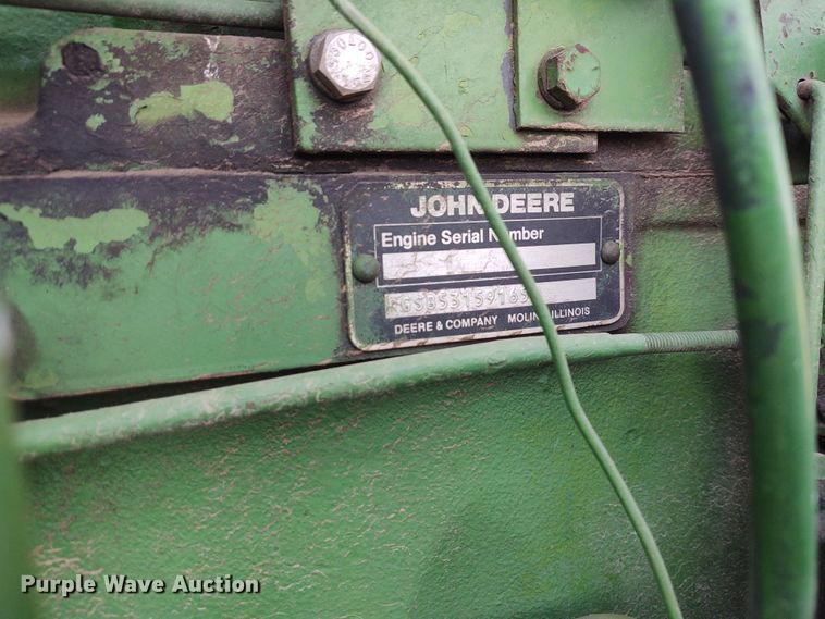 image for item BY9355 1973 John Deere 7520  4WD tractor