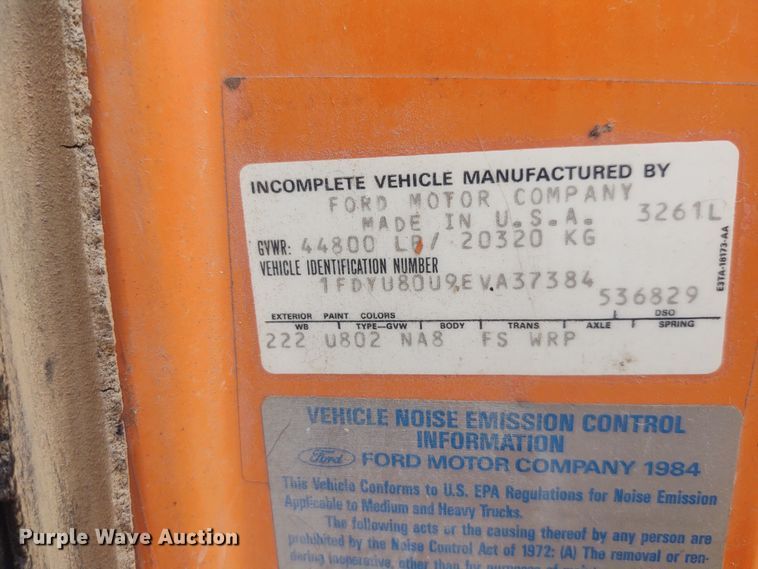 image for item BY9366 1984 Ford LT8000  grain truck