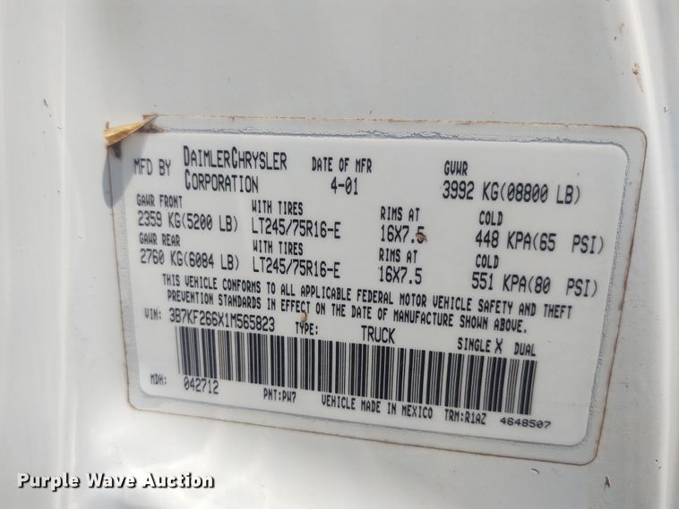 image for item BY9366 1984 Ford LT8000  grain truck