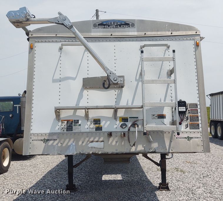 image for item BY9368 2002 Wilson  grain trailer