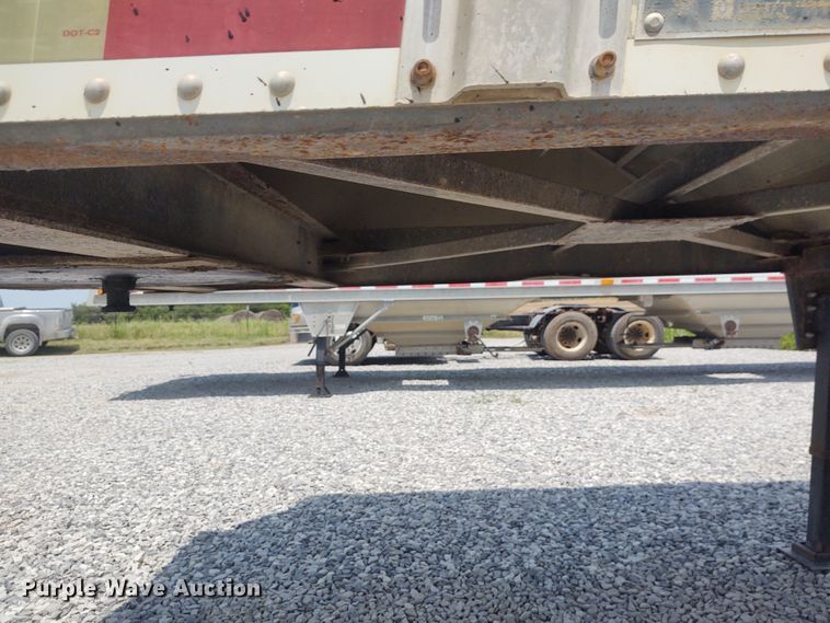 image for item BY9369 2002 Merritt  grain trailer