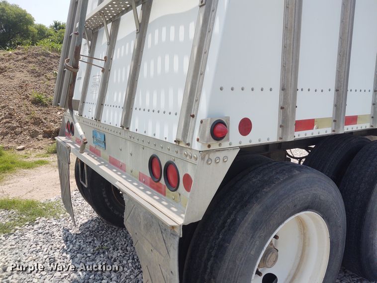image for item BY9369 2002 Merritt  grain trailer