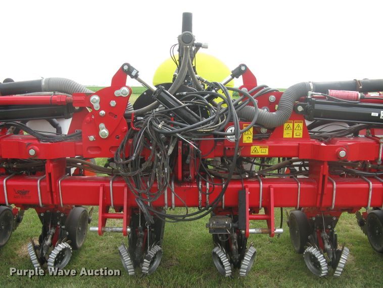 image for item DG5275 2019 White 9776 VE  no-till planter