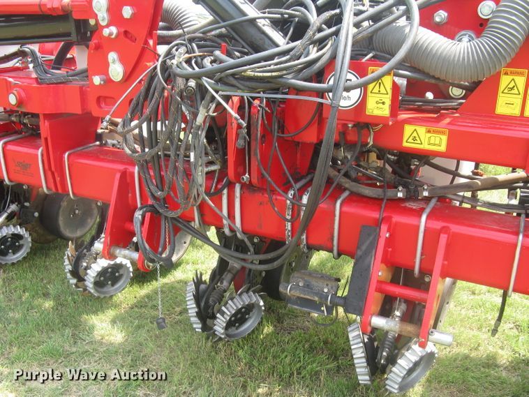 image for item DG5275 2019 White 9776 VE  no-till planter