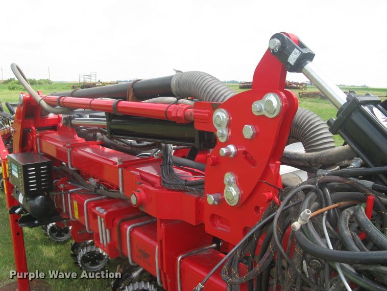 image for item DG5275 2019 White 9776 VE  no-till planter