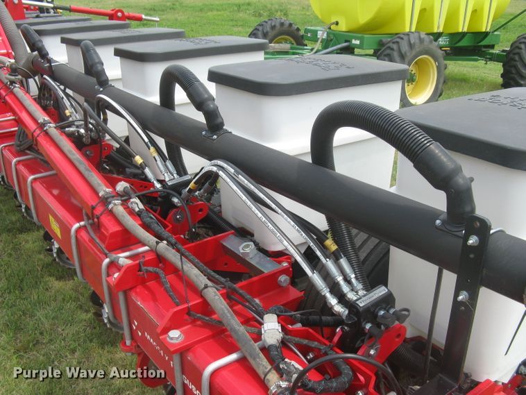 image for item DG5275 2019 White 9776 VE  no-till planter