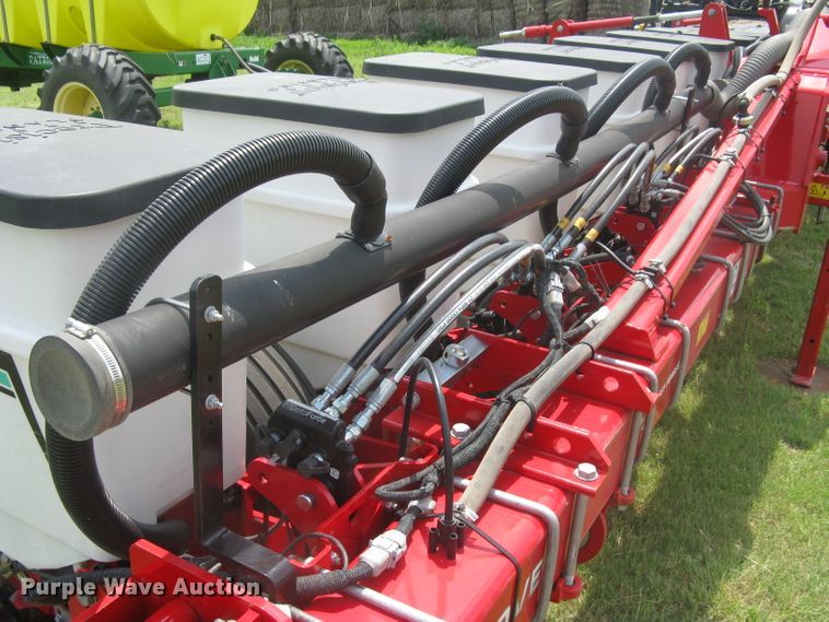 image for item DG5275 2019 White 9776 VE  no-till planter