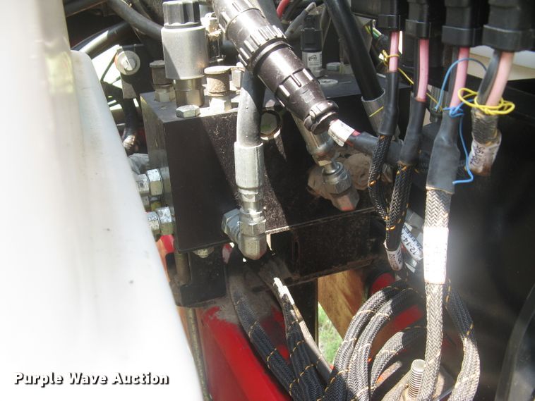 image for item DG5275 2019 White 9776 VE  no-till planter