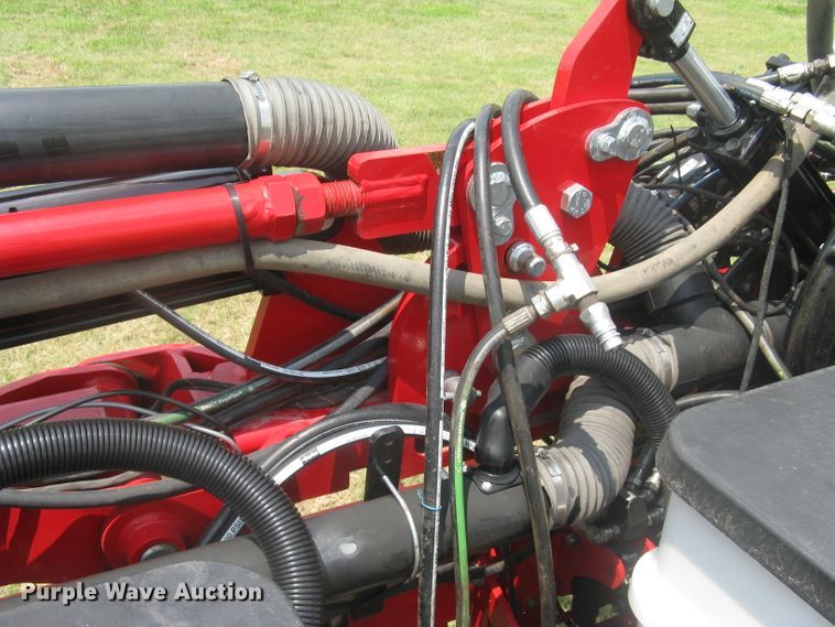 image for item DG5275 2019 White 9776 VE  no-till planter