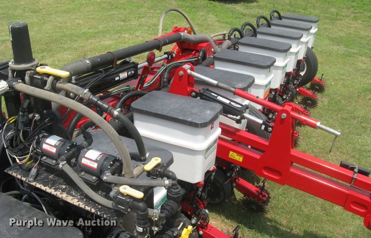 image for item DG5275 2019 White 9776 VE  no-till planter