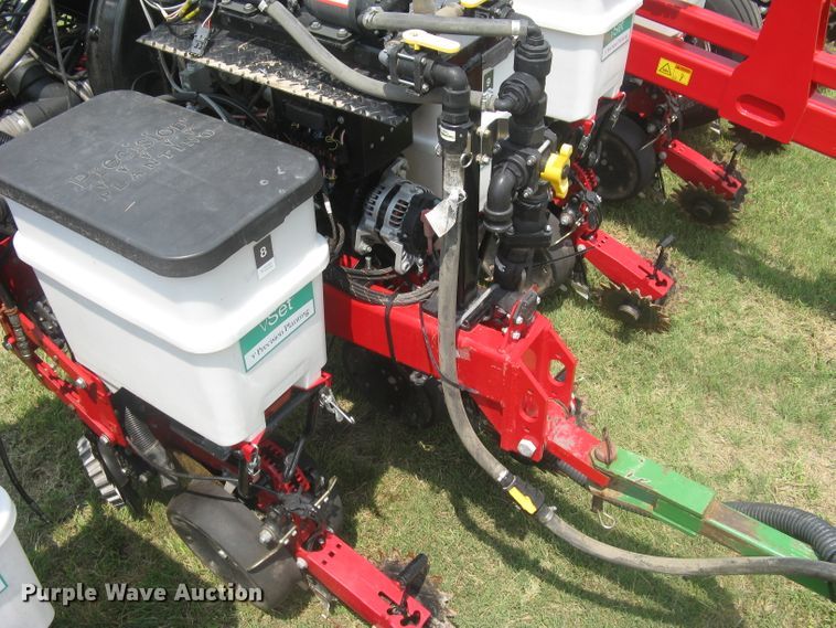 image for item DG5275 2019 White 9776 VE  no-till planter